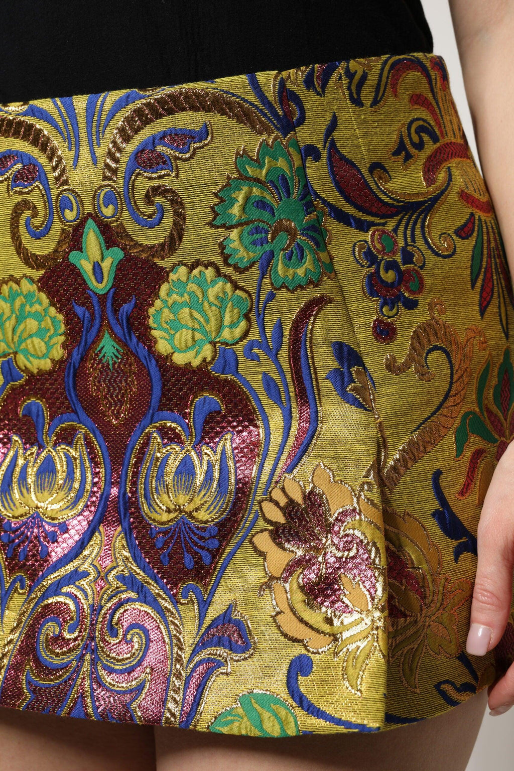 Multicolor Floral Jacquard Mid Waist Mini Skirt